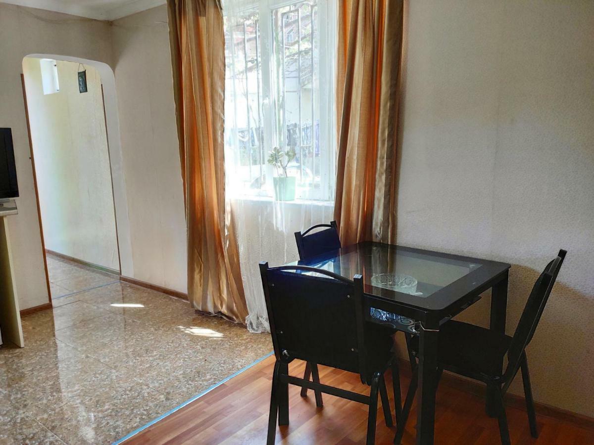 Guesthouse Ttt Tbilisi Eksteriør bilde